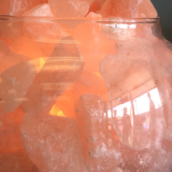 Himalayan Hand crafted Salt Lamp Artisan bowl - Picture 3 of 6